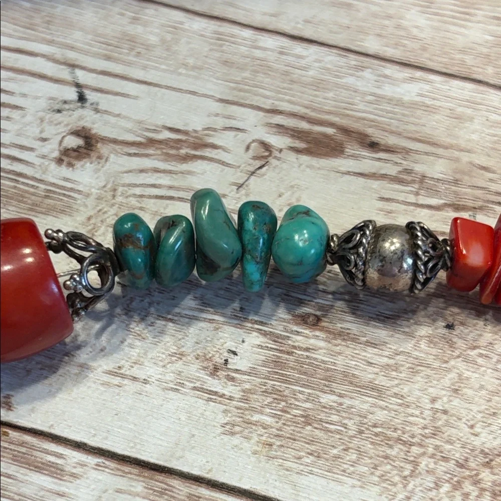 Elegant Red and Turquoise Beaded Jewelry Bracelet & Earrings Set